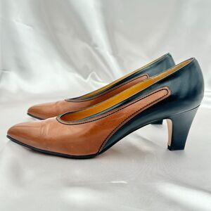 Bally Vintage Brown Black leather Low Heels Pumps - Size 8.5M